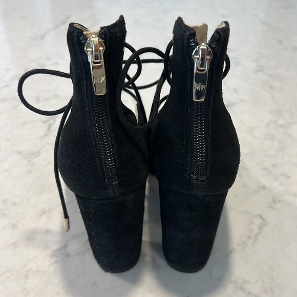 March Fisher Lace Up Suede Black Heels Size 7.5 - Picture 4 of 6